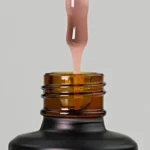 Momo Gel In Bottle No.06, Akıllı Fırçalı Protez Tırnak Jeli, Yarı Şeffaf Nude Şeftali, 18 ml - Görsel 3